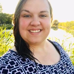 Meet your Posher, Hilary